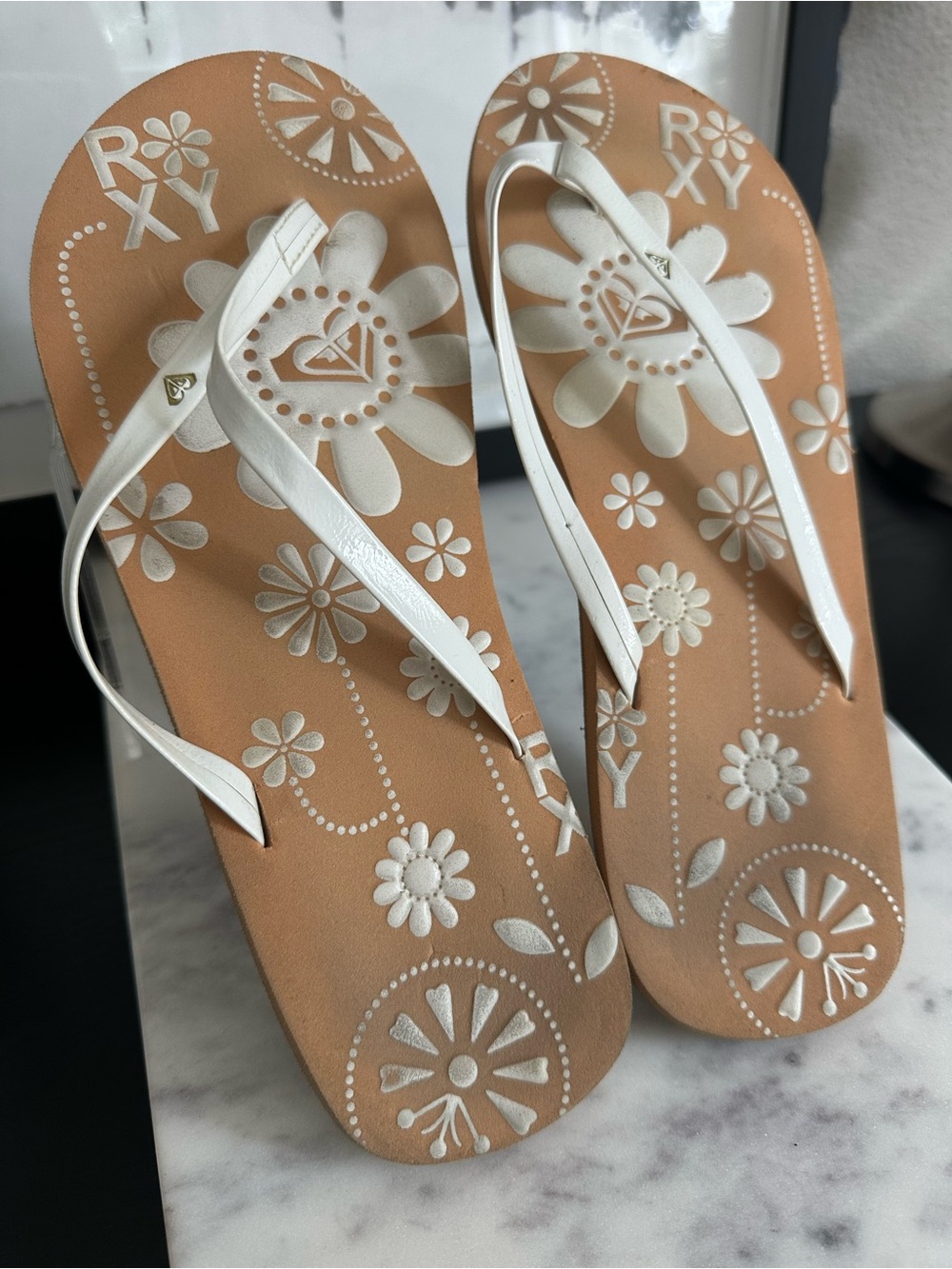 Roxy Women's Tan Flip Flop Sandals with White Floral Print
